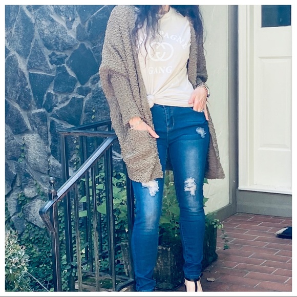 Soft Olive Green Popcorn Cardigan With pockets - Picture 2 of 16